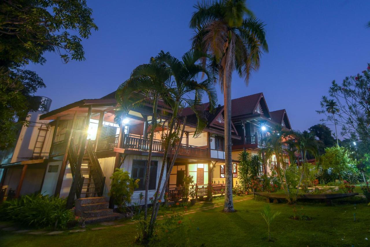 Kongmany Colonial House Hotel Muang Không Exterior foto